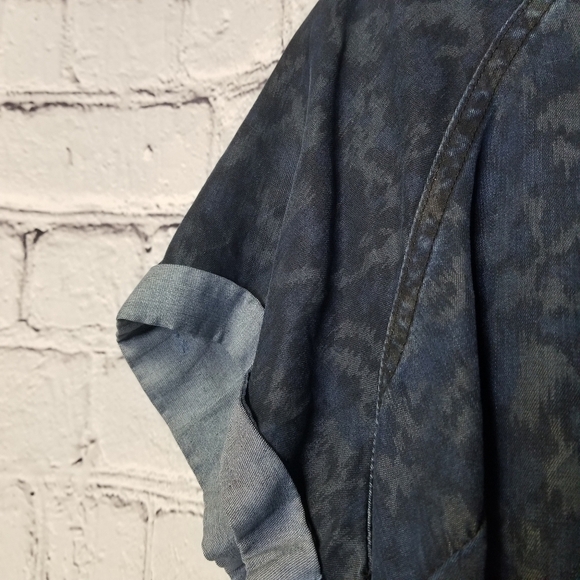 Cloth & Stone Anthropologie ikat chambray - Picture 5 of 8
